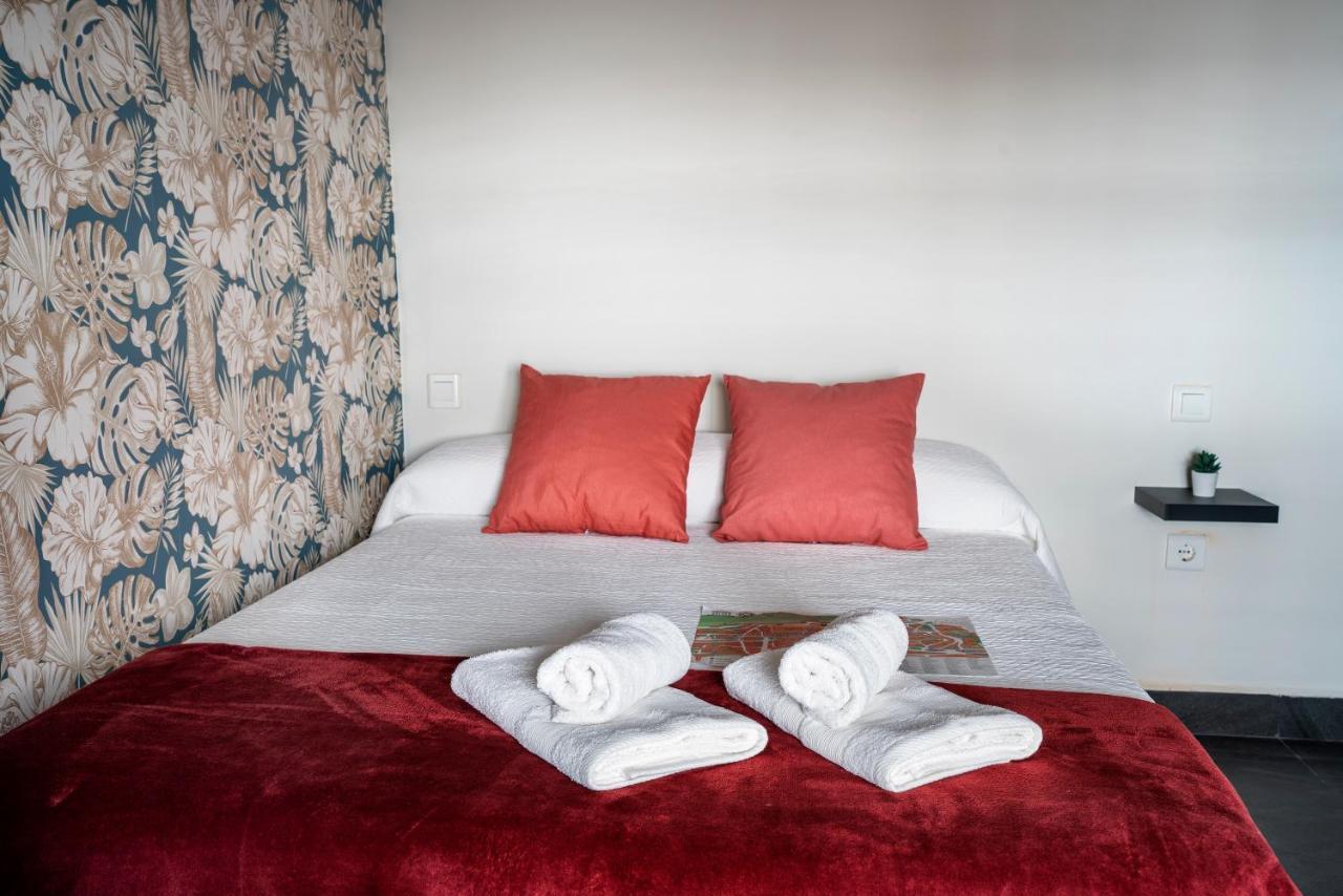 Apartamentos Caceres Historico Centro Екстер'єр фото