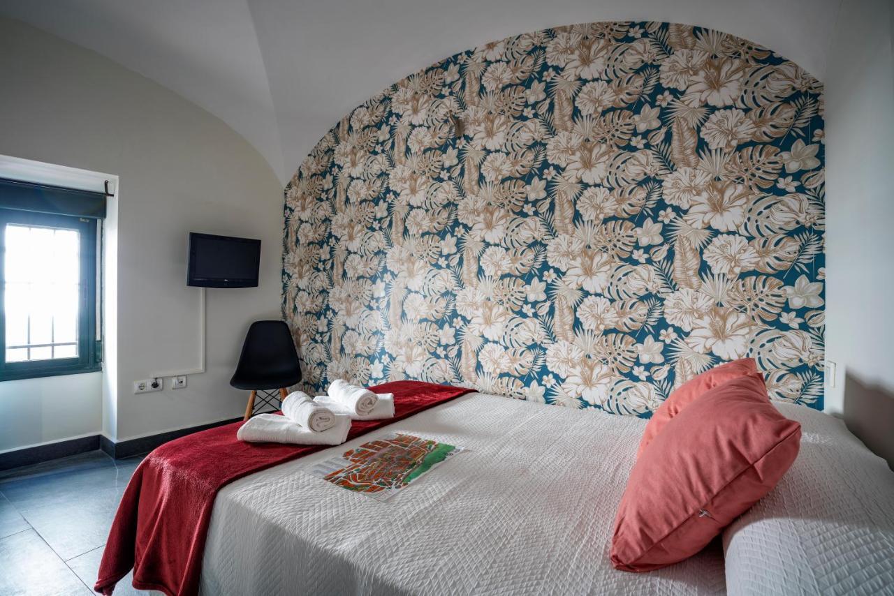 Apartamentos Caceres Historico Centro Екстер'єр фото