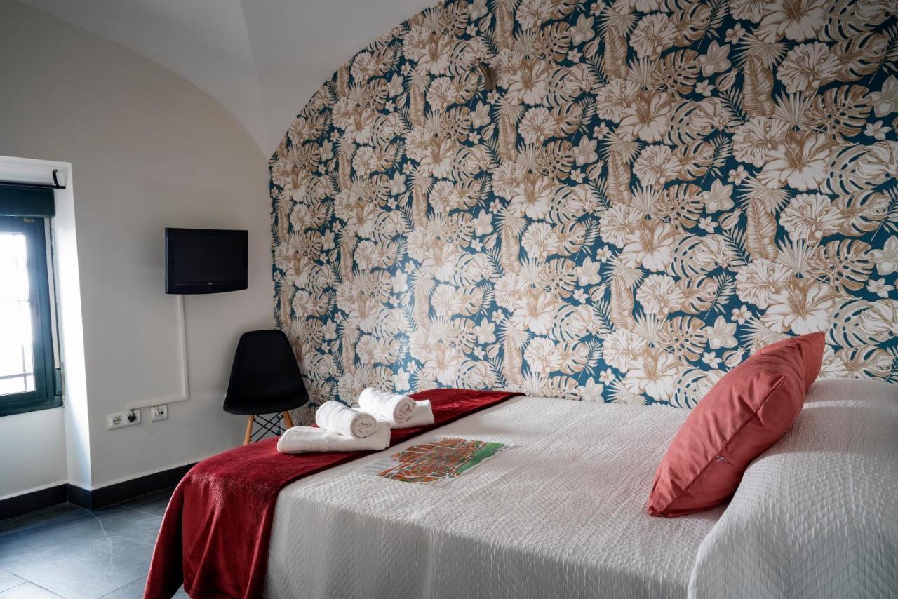 Apartamentos Caceres Historico Centro Екстер'єр фото