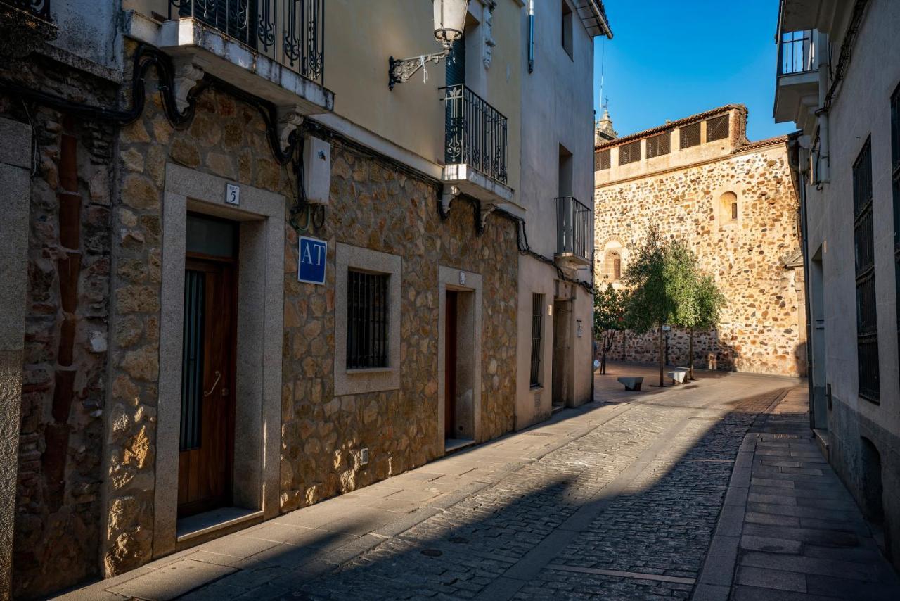 Apartamentos Caceres Historico Centro Екстер'єр фото